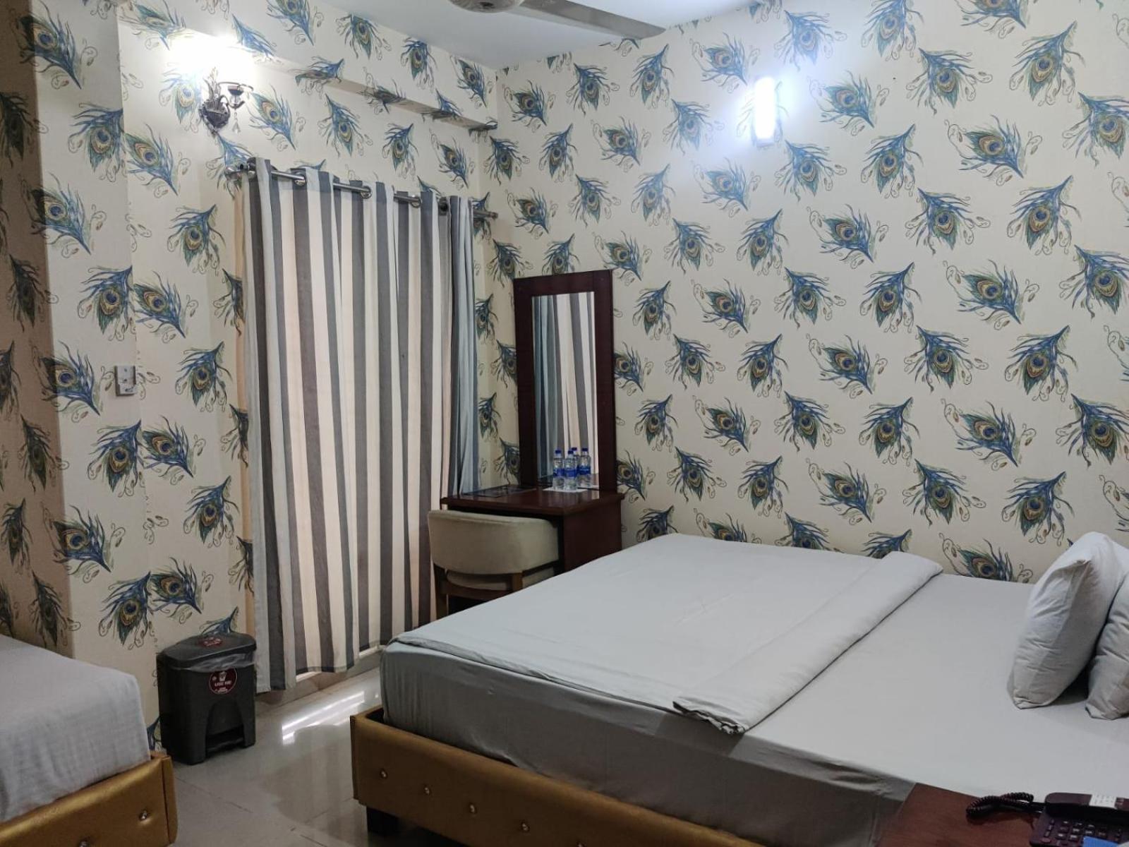 Hotel Blue Castle ダッカ エクステリア 写真